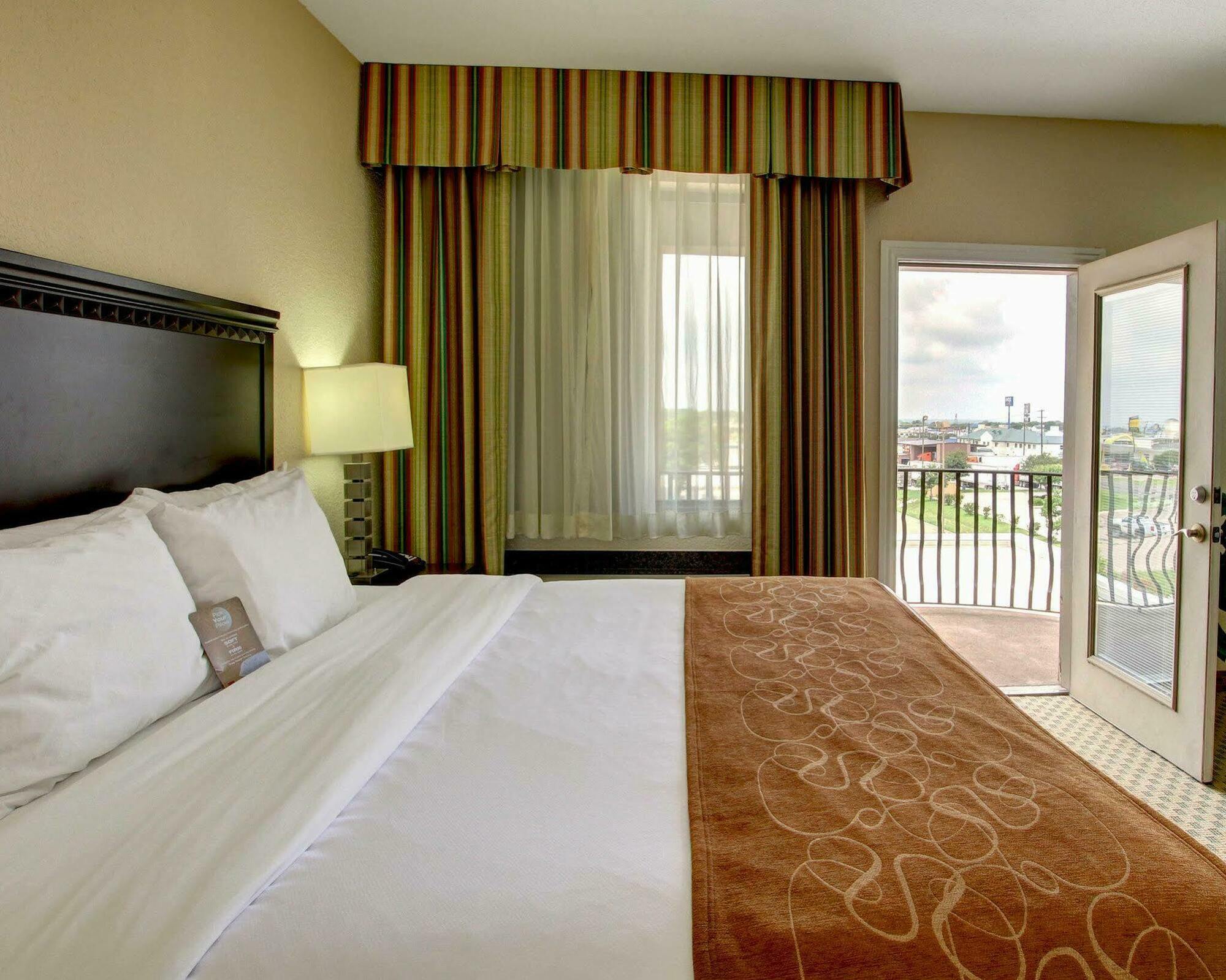 Hotel Fairfield By Marriott &